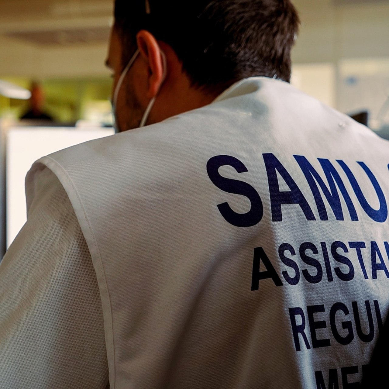 Pour gagner en attractivité et en fidélisation et ainsi sécuriser les effectifs du Samu, les assistants de régulation médicale polynésiens espèrent obtenir en 2027-2028 un véritable statut et cadre d'emploi, en attendant un diplôme pleinement conventionné avec la métropole. (Tremelet/Image point FR/BSIP)