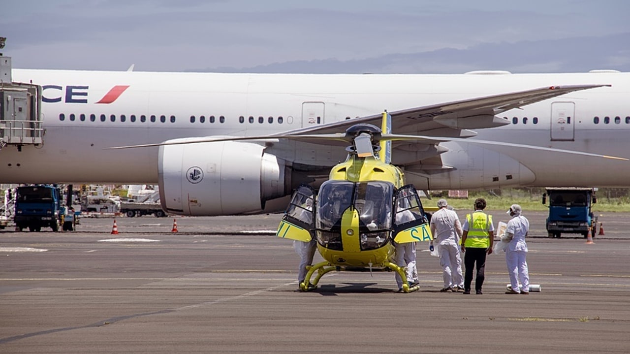 Les patients mahorais transférés au CHU de La Réunion affichent une durée moyenne de séjour de 16 jours contre 5,6 pour les Réunionnais, renforçant le risque d'emboliser l'hôpital si rien n'est fait pour les loger en dehors une fois les soins lourds passés. (Serge Marizy/CHU La Réunion)