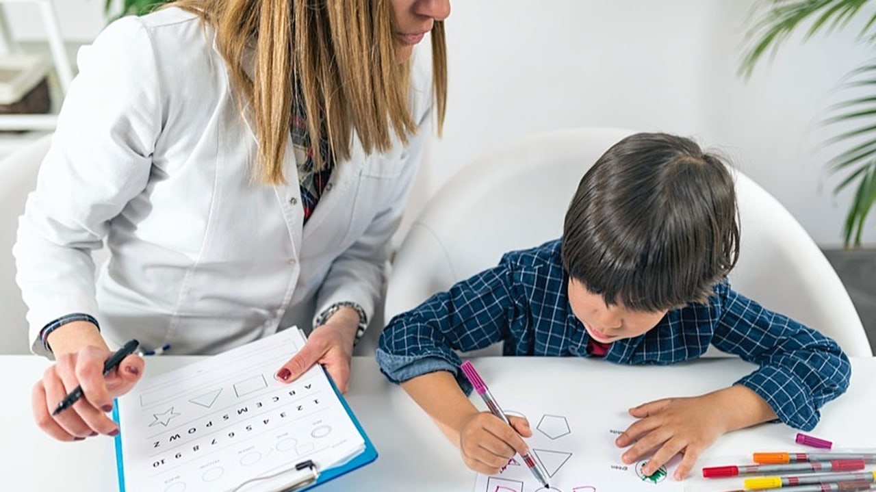 La réforme du troisième cycle apporte à la fois des perspectives pour la pédopsychiatrie mais aussi de nouvelles responsabilités pour les professionnels, qui doivent travailler à renforcer l'attractivité de la spécialité. (SPL/BSIP)