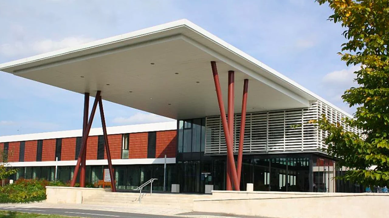 Le CH de Chinon envisagerait une restructuration du pôle de psychiatrie. Celui-ci offre pourtant "une prise en charge de grande qualité et particulièrement respectueuse des droits", selon la contrôleuse générale des lieux de privation de liberté.