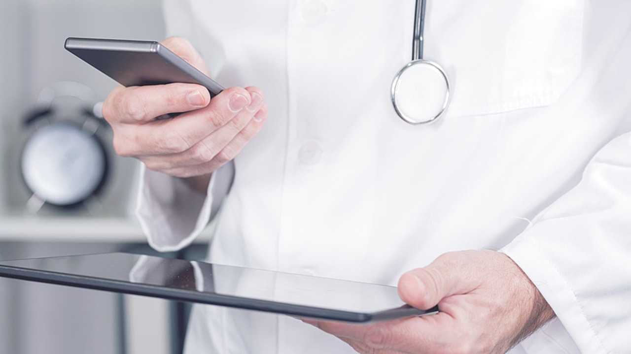 Les professionnels de santé peuvent désormais accéder à une plateforme de partage des solutions d'intelligence artificielle, lancée par l'Agence nationale de la performance sanitaire et médico-sociale. (SPL/BSIP)