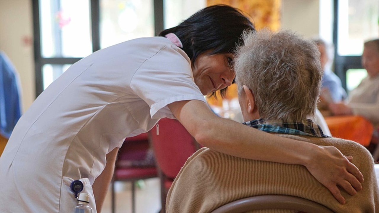 La notion d'accompagnement en établissement est soulignée dans l'étude de l'Institut des politiques publiques. (Amélie Benoist/Image Point FR/BSIP)