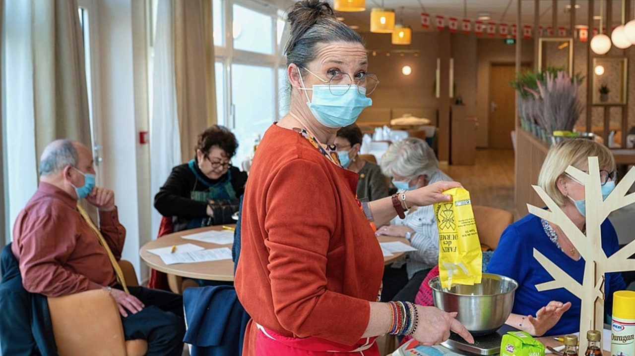 La nouvelle charte de l'animation sociale conforte la profession dans ses missions. (Morcillo/BSIP)