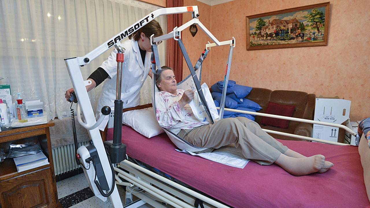 En cinquante ans d'existence, la Fnehad a permis à l'HAD de s'imposer comme "un acteur incontournable" du système de santé, s'est exprimée Aurore Bergé, ministre des Solidarités et des Familles. (Astier/BSIP)