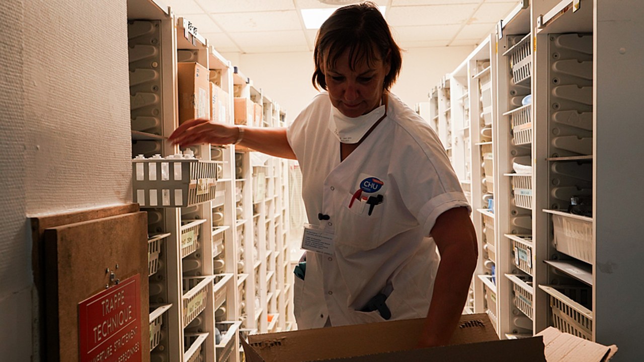 Stratégie et positionnement, gestion des stocks et des magasins, approvisionnements, ressources humaines, matériel et infrastructure, pilotage, un outil d'autodiagnostic en ligne permet d'évaluer la maturité de la fonction logistique. (Tremelet/Image Point Fr/BSIP)