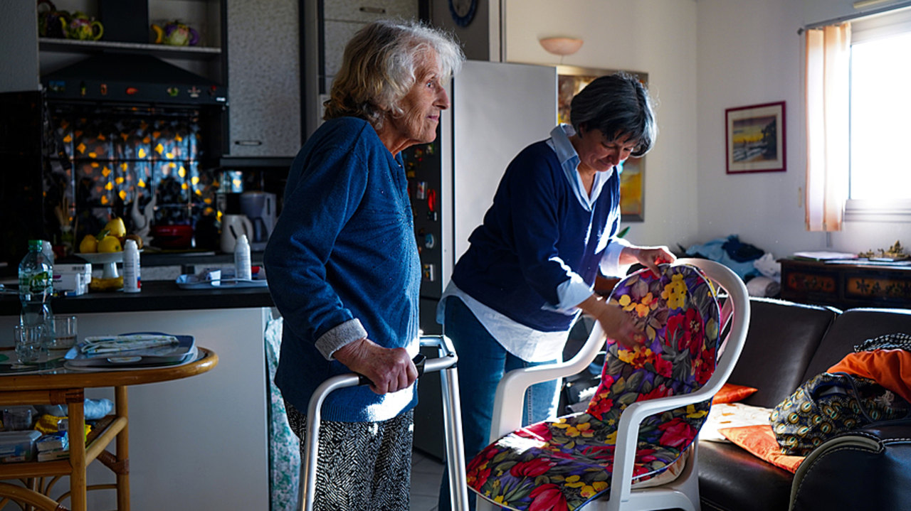 La réussite des messages de prévention dépend du niveau d'acceptation de l'âgé au regard de sa situation. (Tremelet/Image Point Fr/BSIP)