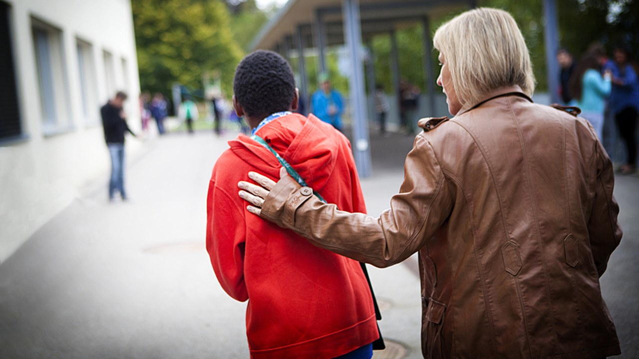 La moitié des aidants ont moins de 60 ans. (Amélie Benoist/Image Point Fr/BSIP)