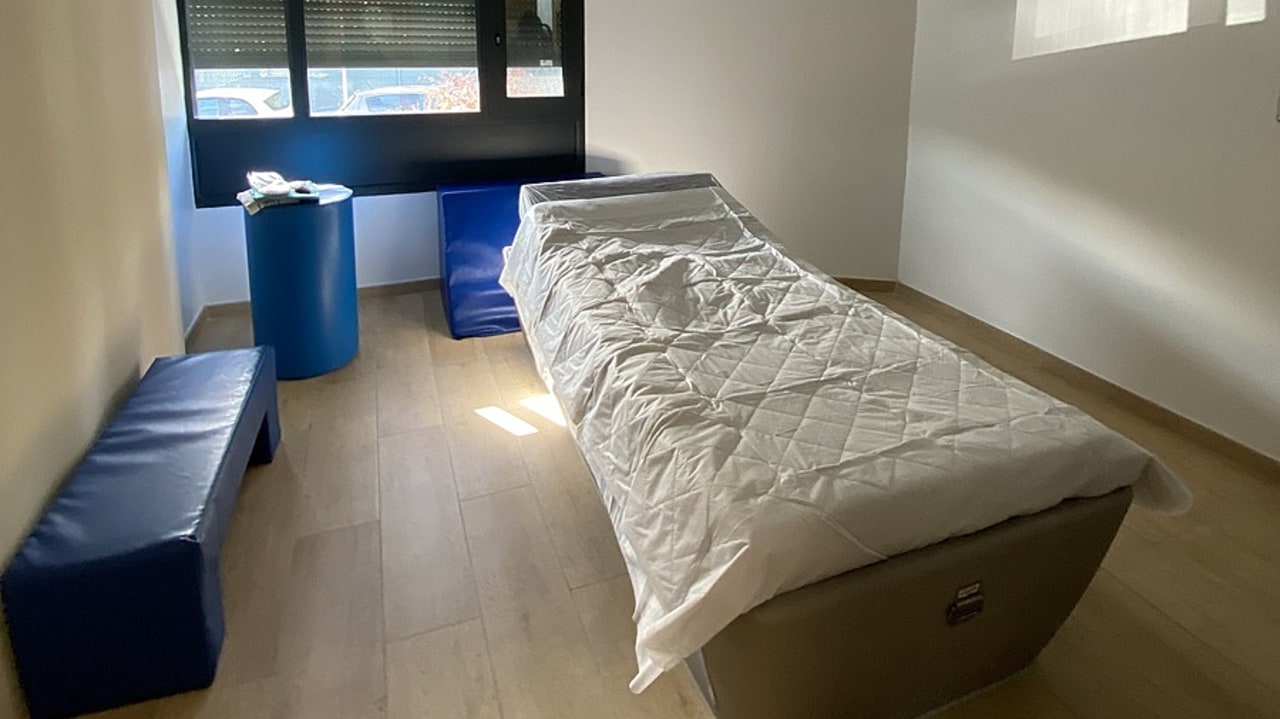 Les niveaux de recours aux mesures d'isolement et de contention mécanique en psychiatrie sont encore très variables entre les établissements de santé concernés. (Caroline Cordier/Hospimedia)