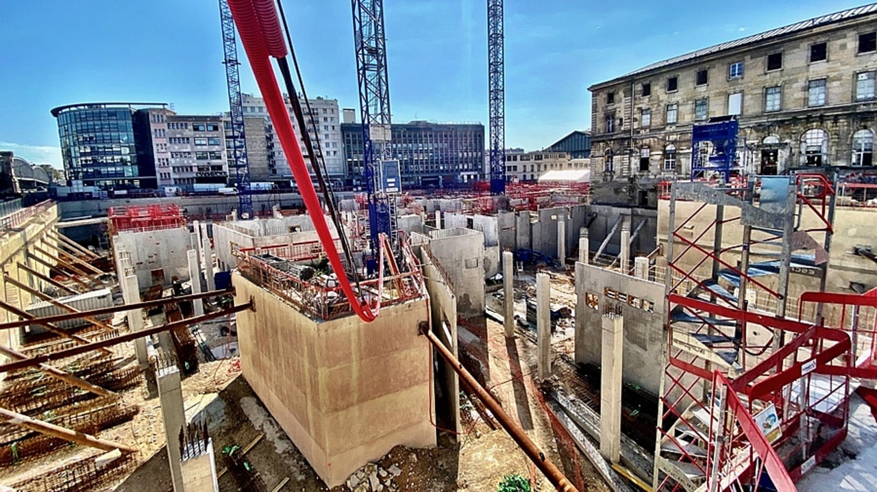 Si la progression des prix de la construction continue de ralentir, le prix du cuivre pourrait bien s'envoler cette année. En cause : les besoins croissants en matière de transition énergétique et d'intelligence artificielle. (Thomas Quéguiner/Hospimedia)