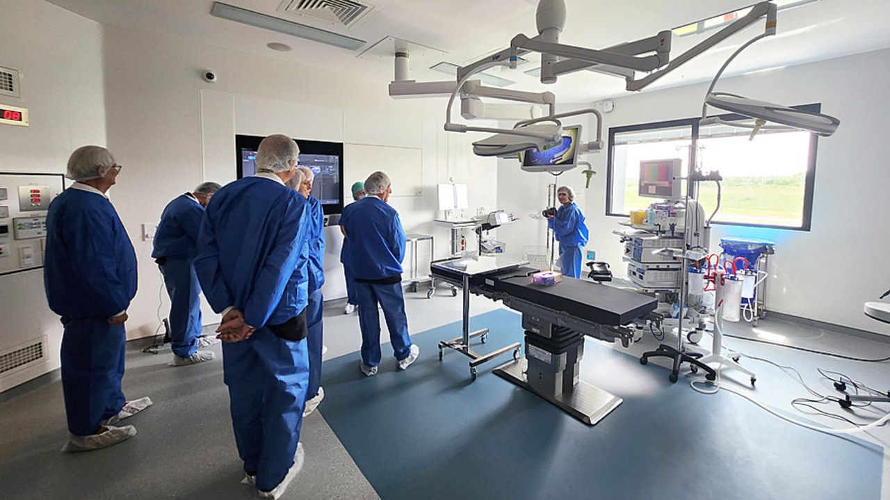 Certaines salles d'opérations sont équipées du video management pour améliorer la sécurité des soins postopératoires. (CH de l'agglomération montargoise)