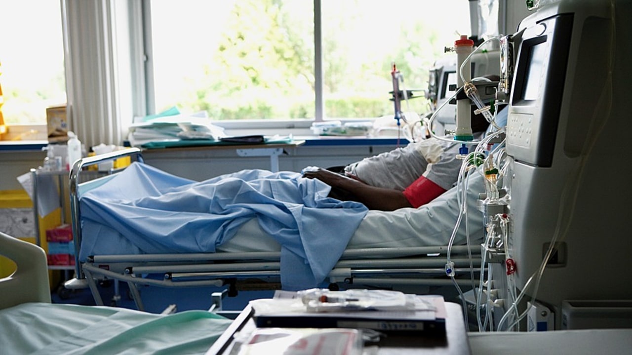 Rien que durant la période des Jeux olympiques puis paralympiques, 750 lits hospitaliers supplémentaires seront ouverts en Île-de-France en médecine, chirurgie, obstétrique et sur les soins critiques. (Amélie-Benoist/Image Point FR/BSIP)