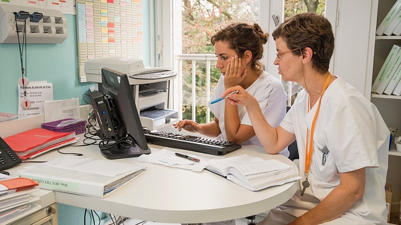 Les pilotes médico-sociaux déclarent un taux de qualification à l'identité national de santé de 95%. (Astier/BSIP)