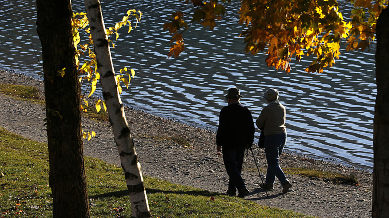 Plus un retraité est aisé, plus l'entrée dans l'Apa sera tardive : les 20% les plus aisés perçoivent ainsi la prestation dès 86 ans en moyenne, contre 80,1 ans pour les 20% les plus modestes. (Godong/BSIP)