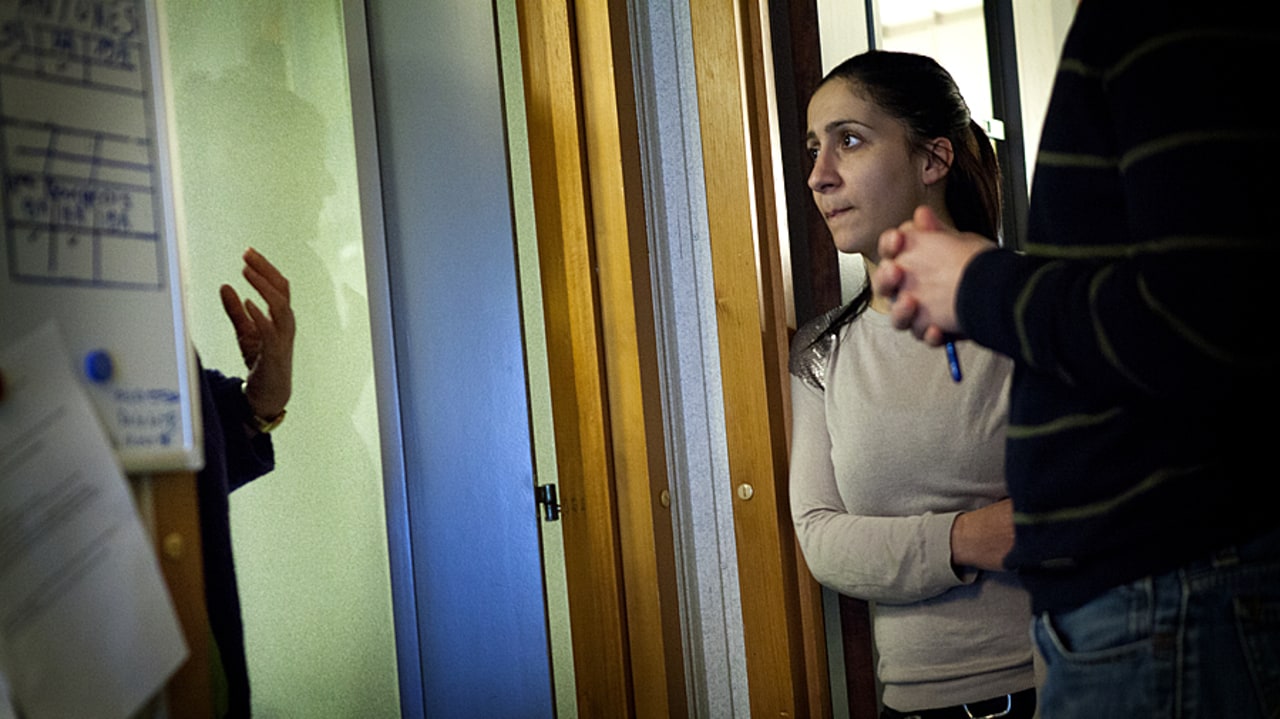 Soutenir le patient dans l'accès à ses droits peut être la première étape pour créer une relation de confiance mutuelle. (Amélie Benoist/Image Point FR/BSIP)