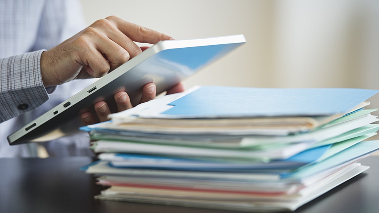 Dans l'évaluation des établissements médico-sociaux les dossiers ne doivent pas remplacer les deux jours de visite sur site. (Tetra/BSIP)