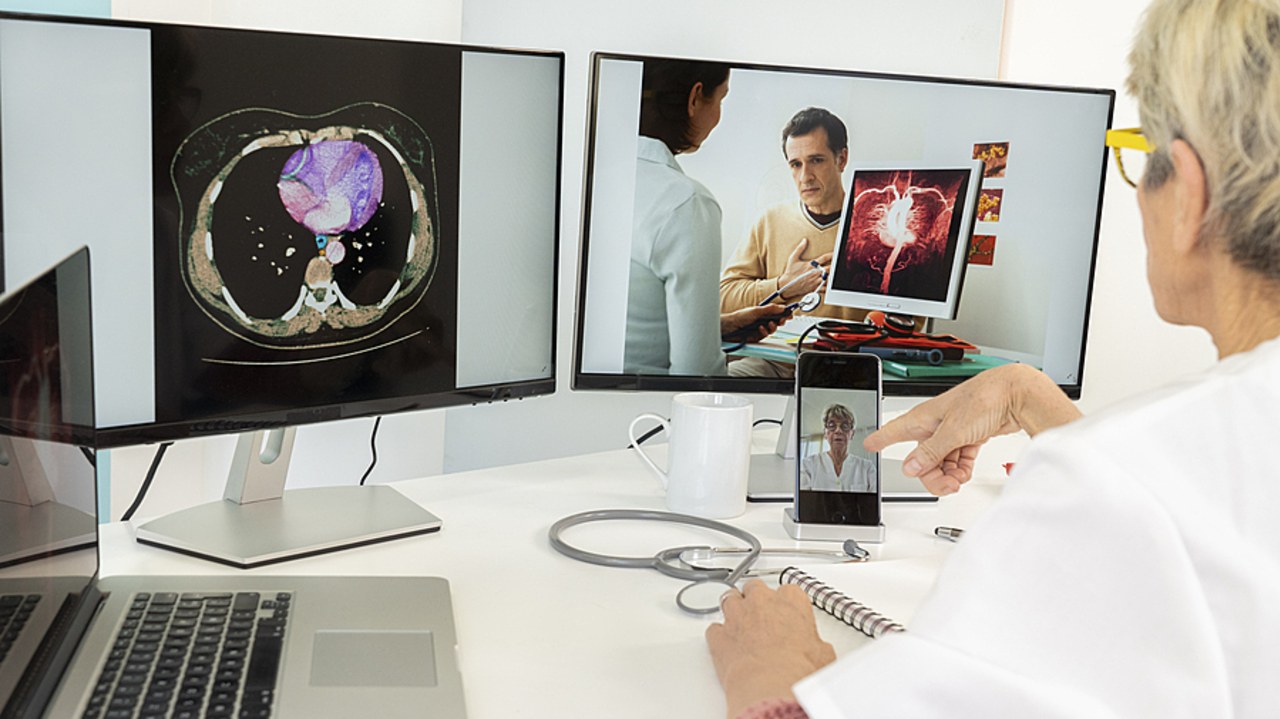 Les réflexions entamées dans le cadre des assises de la télémédecine devraient parvenir à des conclusions entre fin 2025 et début 2026. (Collanges/Image Point Fr/BSIP)