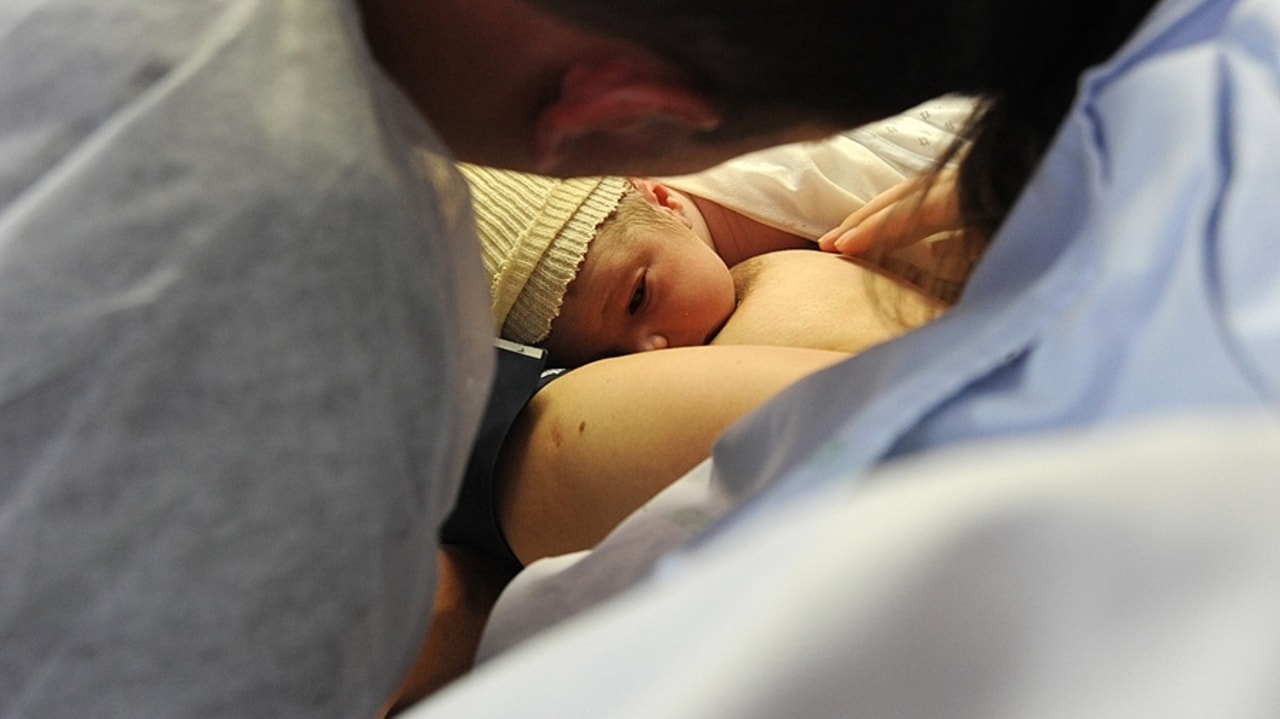 Cela fait plusieurs années que la maternité des Lilas voit son autorisation d'exercice accordée avec sursis par l'ARS Île-de-France. Son devenir a également fait l'objet de nombreux projets de reconstruction, de relocalisation voire de rachat sans qu'aucun n'aboutisse. (Pascal Bachelet/BSIP)