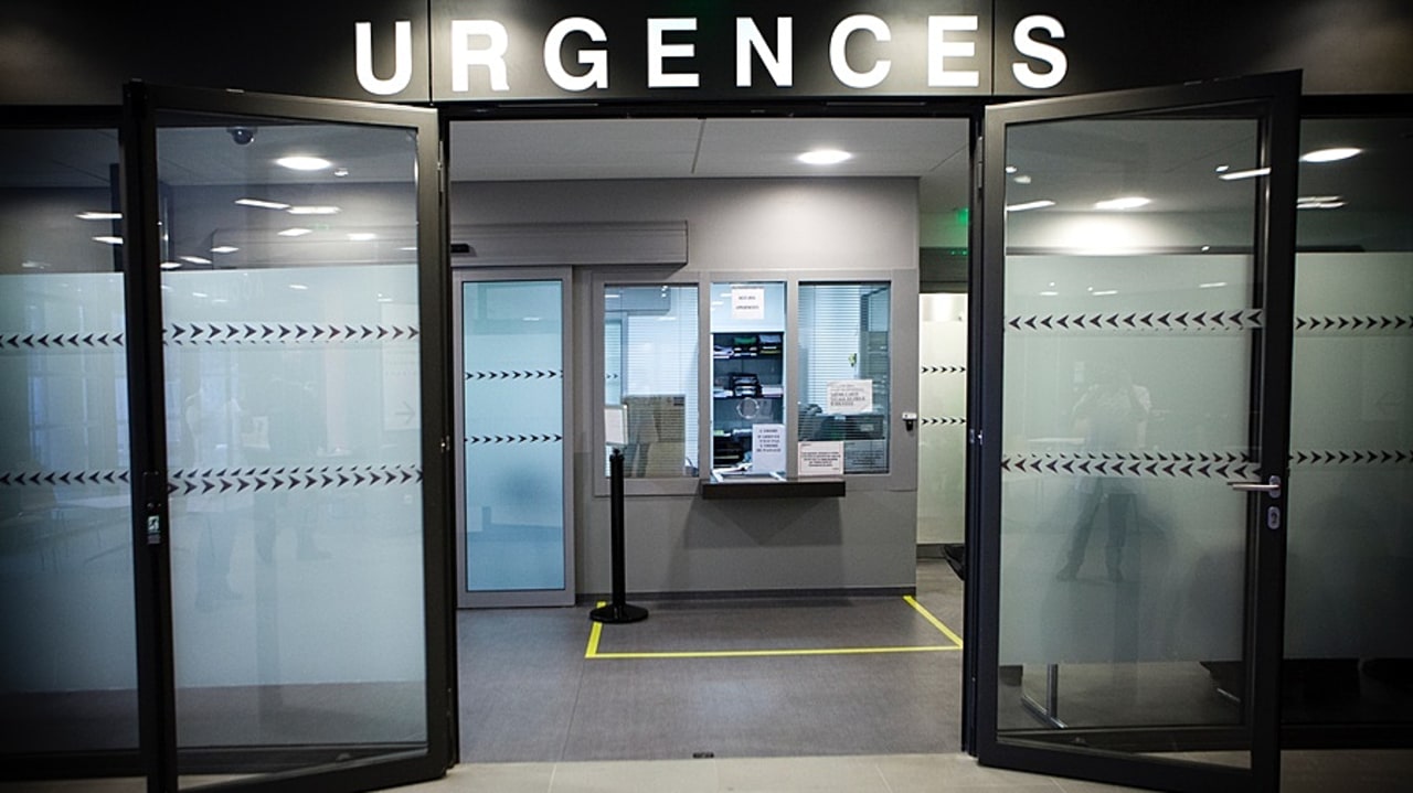 Théoriquement, une antenne doit obligatoire être adossée à une Smur 24h/24 mais l'ARS peut toutefois y déroger. Et si les urgentistes militent pour un seuil maximal à 25 000 passages annuels, la DGOS n'a pas souhaité reprendre ce garde-fou. (Amélie Benoist/Image Point FR/BSIP)