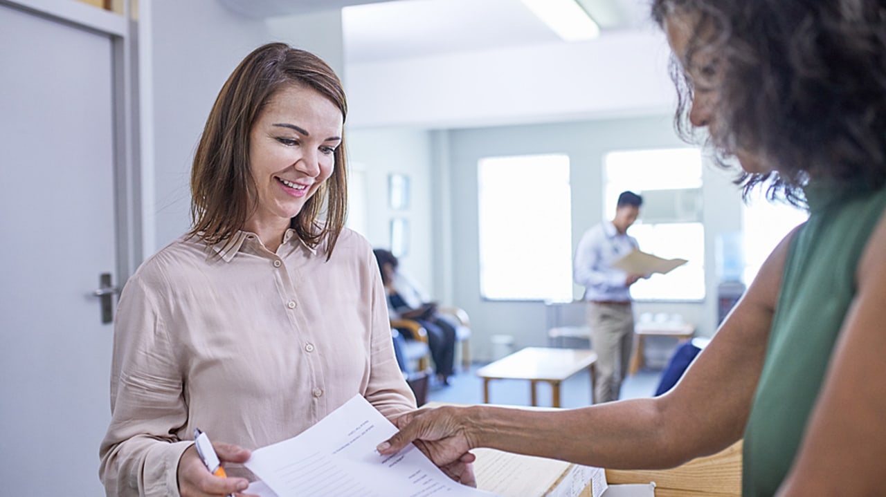 Avec son étude sur l'avenir des MDPH, l'association des directeurs des MDPH veut faire reconnaître la valeur du travail des professionnels et comprendre "pourquoi les MDPH sont pointées du doigt". (SPL/BSIP)