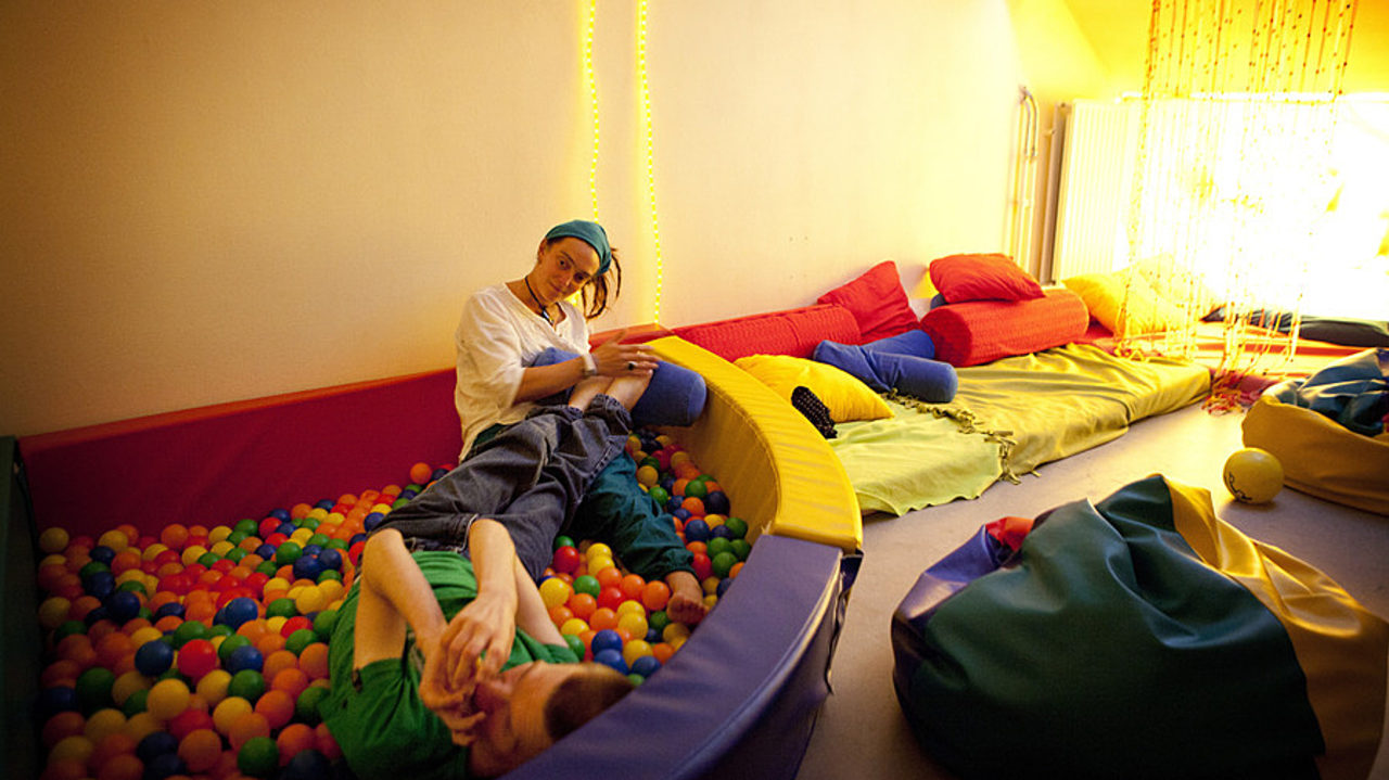 Le cahier des charges des unités résidentielles autisme pourrait être révisé pour permettre la transformation de places de maisons d'accueil spécialisées déjà existantes. (Amélie Benoist/Image Point FR/BSIP)