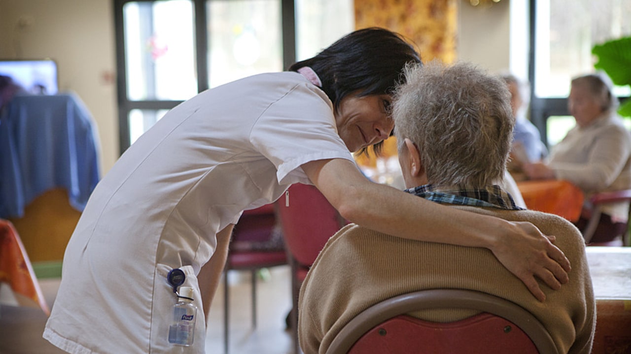 Le décret précisant le fonctionnement des groupements territoriaux sociaux et médico-sociaux a enfin été publié au Journal officiel du 29 décembre. (Amélie Benoist/Image Point Fr/BSIP)