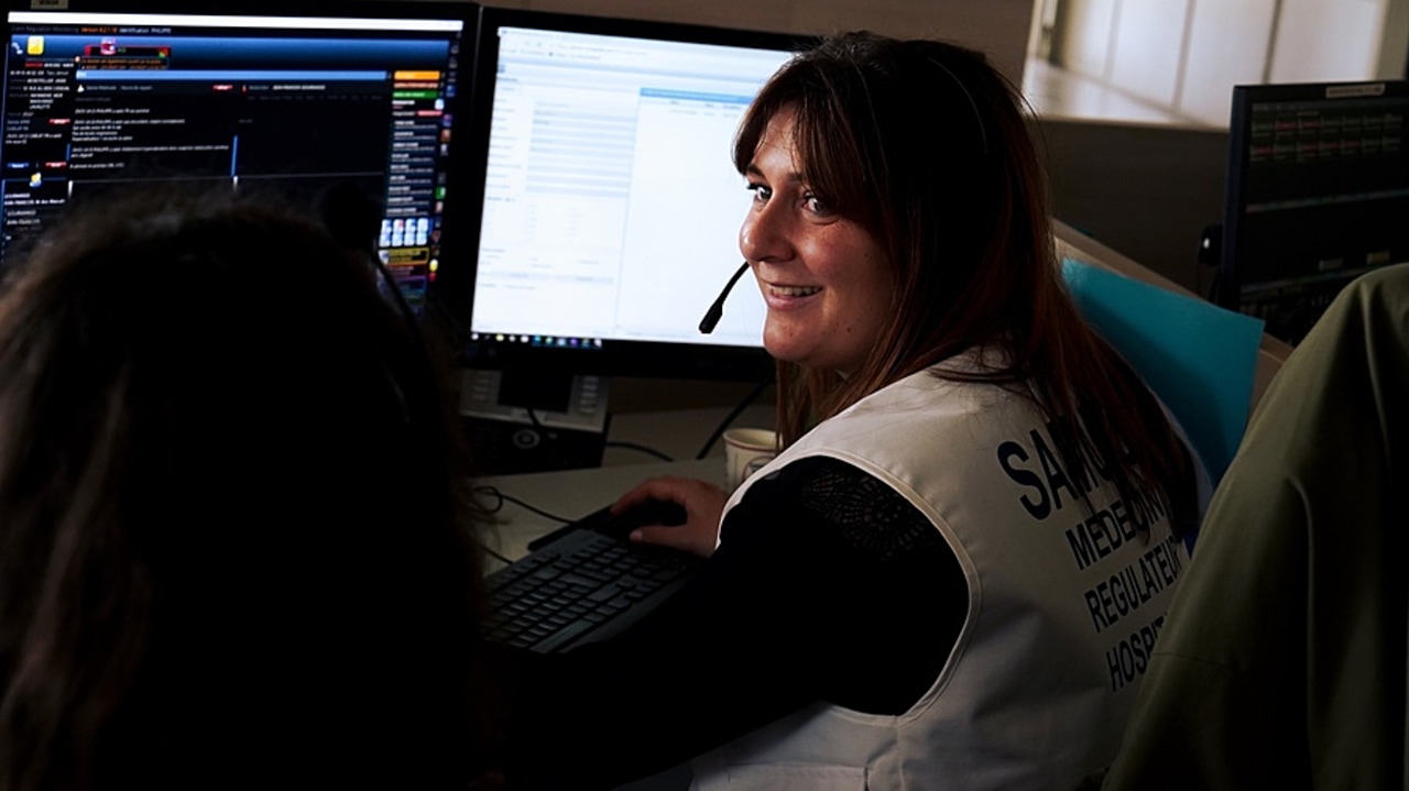 Ces dernières semaines, l'inflation des appels au 15 flirterait les 30 à 50%, contraignant les Samu à devoir gérer un flux ininterrompu sans renforcement proportionnel des moyens. (Tremelet/Image Point FR/BSIP)