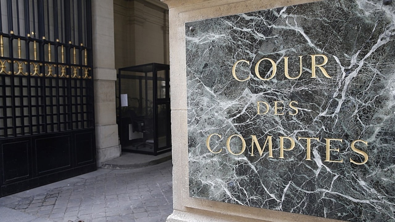 L'absence de protection fonctionnelle est sans doute l'oubli majeur du nouveau régime de responsabilité financière des gestionnaires publics, et la raison qui explique l'emballement d'inquiétude chez des directeurs à passer devant la chambre du contentieux de la Cour des comptes. (Godong/BSIP)