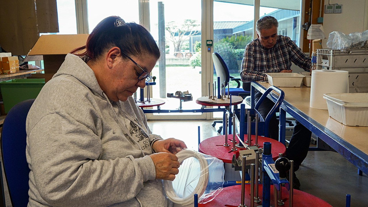 Ladapt a créé en 1997 la semaine européenne de l'emploi des personnes handicapées. Cette activité ainsi que des prestations de formation et de conseil constituent le compte propre de l'association, aujourd'hui déficitaire. (Tremelet/Image Point FR/BSIP)