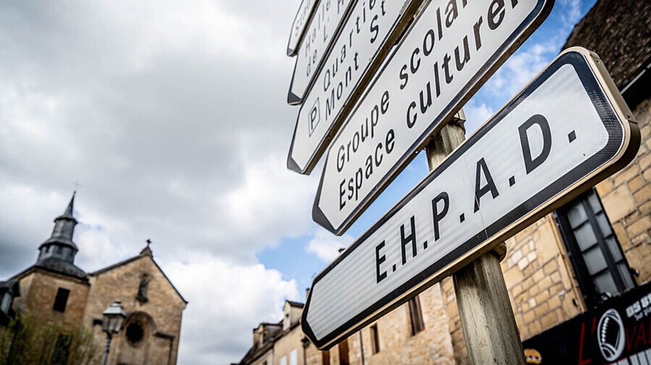 La défenseure des droits recommande au centre hospitalier gestionnaire de renforcer ses efforts de recrutement en y associant les établissements membres du groupement hospitalier de territoire. (Garo/Phanie)