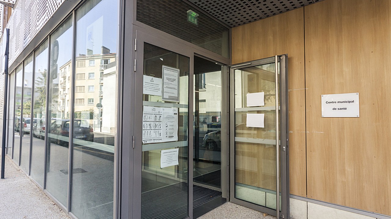 Les municipalités peuvent jouer un rôle dans la lutte contre les déserts médicaux en agissant proactivement pour soutenir, accompagner voire piloter des projets de maisons ou centres de santé. (Humbert/BSIP)