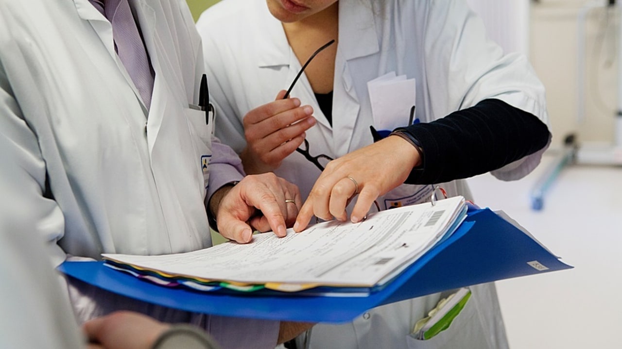 En 2025, l'AP-HP a primo-nominé 37% de femmes sur ses 62 chefferies de service à pourvoir. Le CHU compte à ce jour le même taux de femmes parmi ses 688 praticiens chefs de service ou directeurs de département médico-universitaire. (Amélie Benoist/Image Point FR/BSIP)