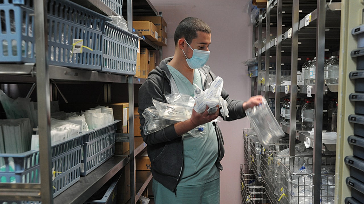 La résilience devient l'un des thèmes centraux de l'action d'Uniha afin d'épauler les hôpitaux dans leur réponse aux différentes crises. (Pascal Bachelet/BSIP)