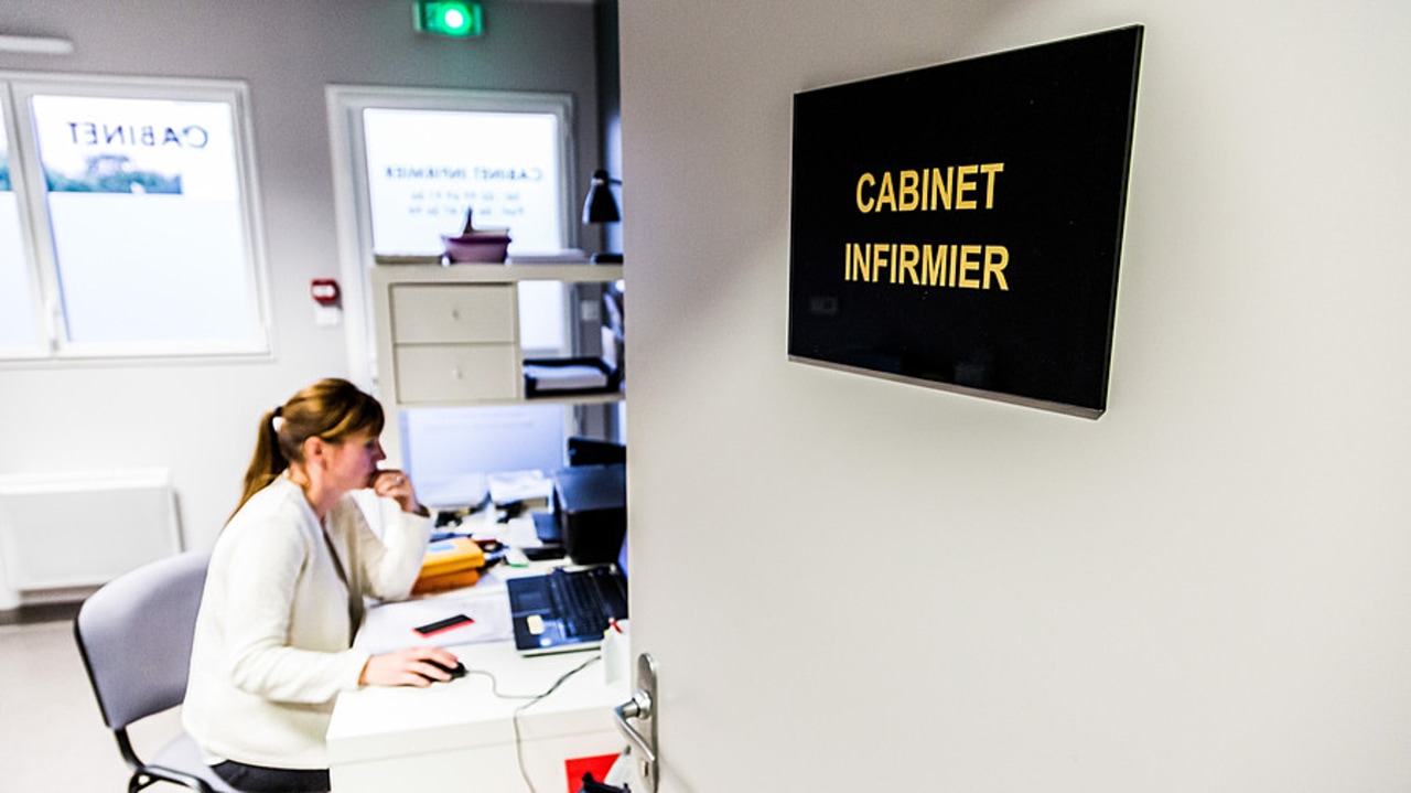 L'accord signé ce 31 mars acte des revalorisations pour les infirmiers qui ne sont pas totalement à la hauteur des attentes syndicales. (Garo/Phanie)