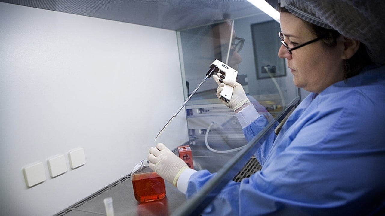 Le nouveau syndicat Initiative pharma défend sa représentativité avec les efforts d'investissement faits par ses membres en matière de recherche et développement sur le sol français. (Amélie Benoist / Image point FR / BSIP)