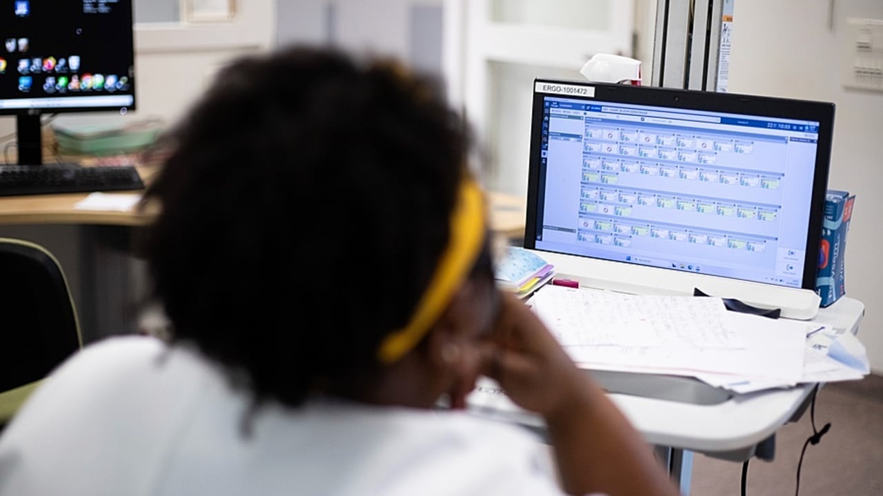 Un piratage de l'ampleur qu'a pu connaître le CH de Versailles bouleverse durablement l'organisation et la stratégie de l'établissement, confirmant la nécessité d'accompagner au long cours les hôpitaux dans leur réparation post-cyberattaque. (Lucie Morel/Hospimedia)