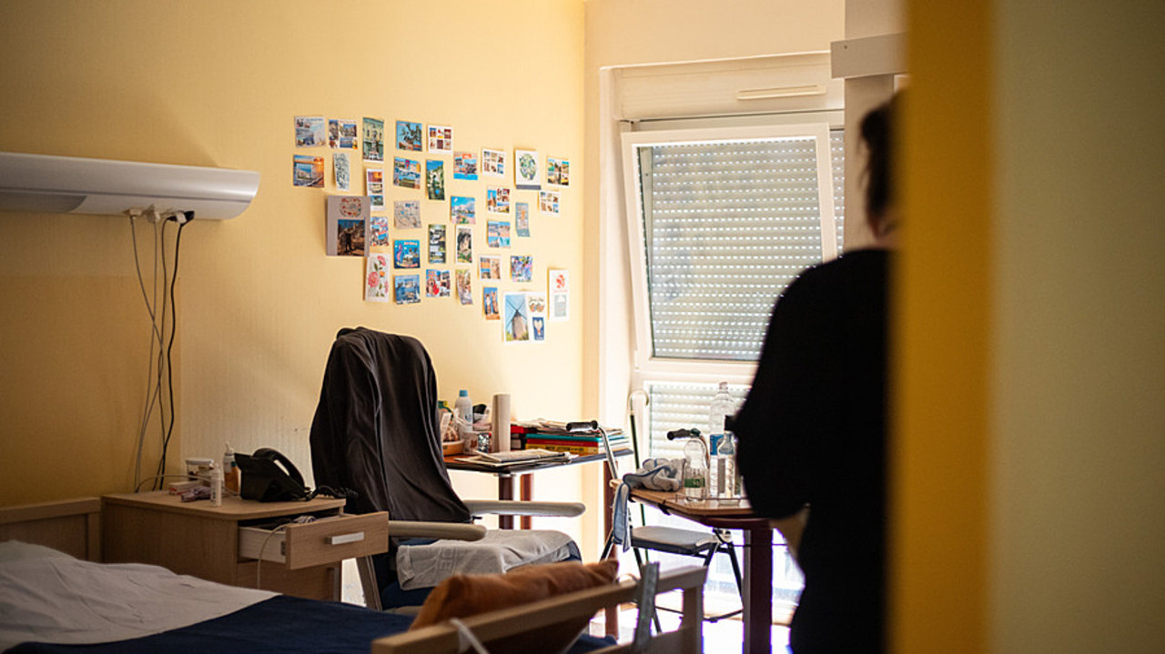 Après les maisons de retraite, les résidences, les unités de soins de longue durée ou les Ehpad, le conseil de l'âge veut instaurer des maison'âge. (Lucie Morel/Hospimedia)
