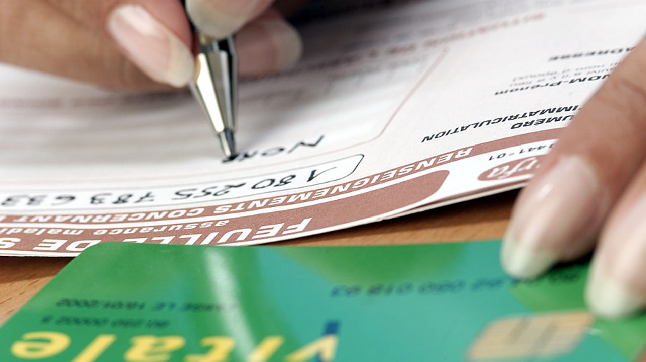 Pour maximiser le montant des fraudes détectées et des sommes récupérées, l'Assurance maladie doit prioriser les contrôles sur les dossiers impliquant les professionnels de santé. (Chassenet/BSIP)