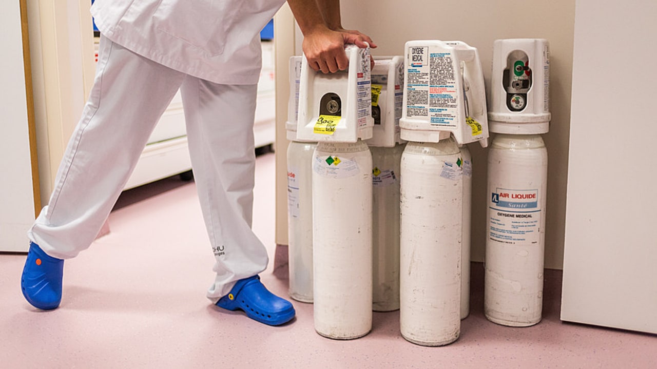 Le projet pilote Intégral entre l'hôpital Foch et Air liquide a permis d'identifier des failles dans la gestion de l'approvisionnement en oxygène médicinal. (Burger/Phanie)