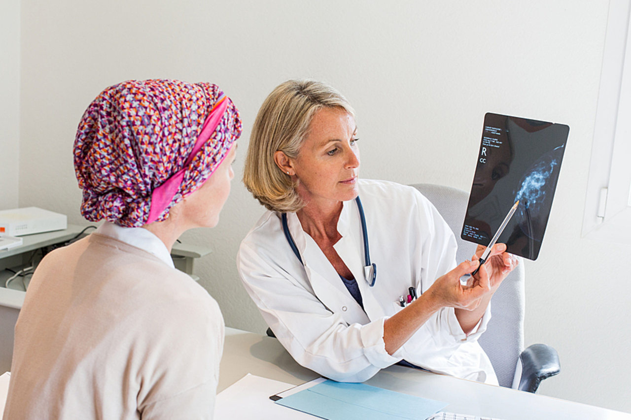 L'objectif de la chaire Opsyrii est de concevoir et d'évaluer des interventions innovantes, par exemple pour mieux comprendre la communication lors de l'annonce d'une progression du cancer. (Burger/Phanie)