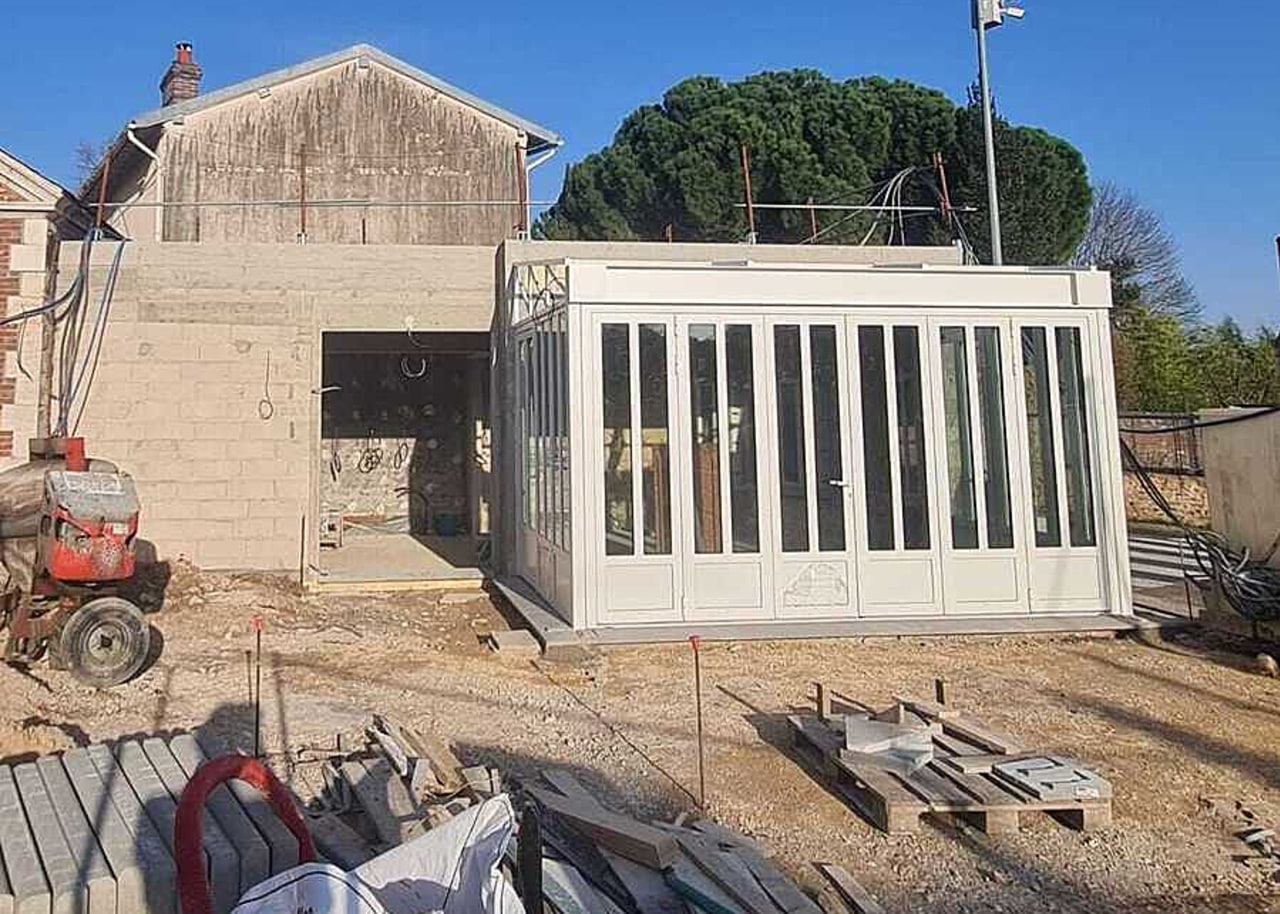 Accessible depuis l'extérieur, le futur tiers-lieu comptera un local de 35 m2 et une terrasse de 15 m2. (Hugo Vidal-Rosset)