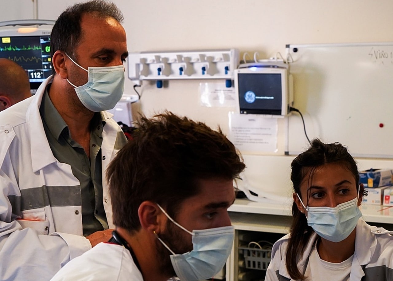 Le retour des internes aux urgences du CHU de Caen s'appuie sur la garantie de disposer de médecins séniors formés à l'encadrement. (Tremelet/Image point FR/BSIP)