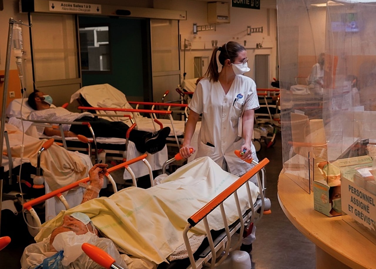 Stéphanie Rist promet une feuille de route sur l'aval pour désengorger les urgences