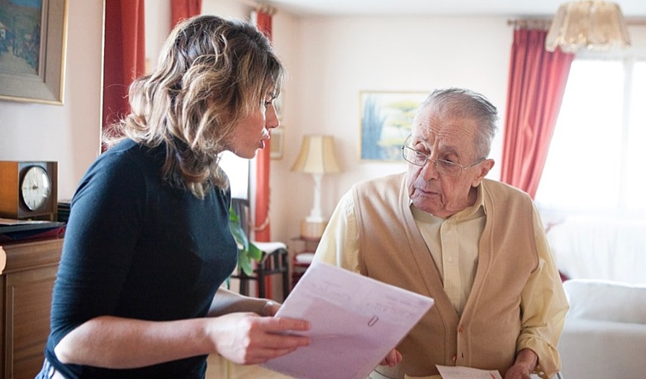 En amont d'une prise en charge, les Saad remettent aux bénéficiaires un livret d'accueil, auquel est annexé la charte des droits et libertés et le règlement intérieur.