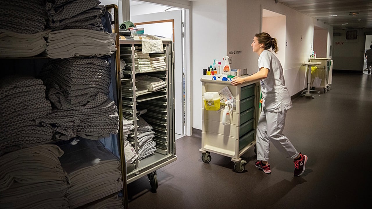 De 20 à 30% des aides-soignants et infirmiers devraient pouvoir prétendre aux droits à pénibilité, qui seront ouverts à la fonction publique, au titre de leur travail de nuit.