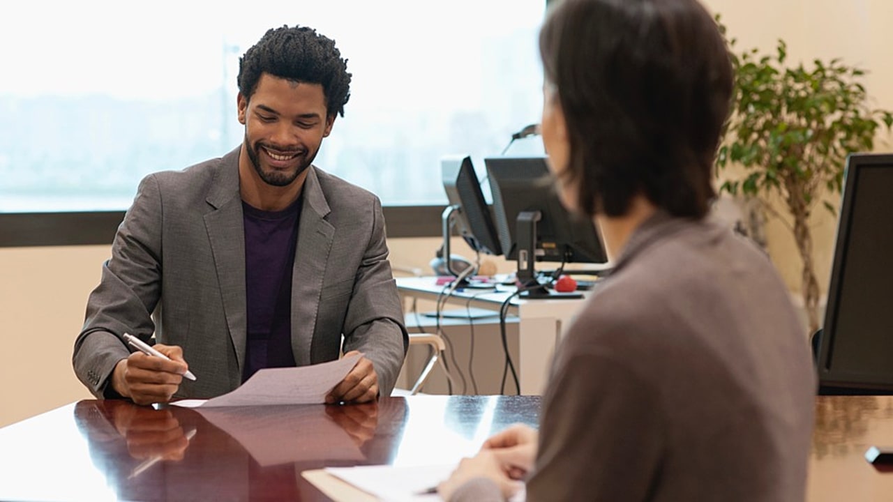 Les critères à prendre en compte pour mesurer la valeur professionnelle d'un agent "sont fonction de la nature des tâches confiées et du niveau de responsabilité assumé". Ils nécessitent l'avis du comité social d'établissement.