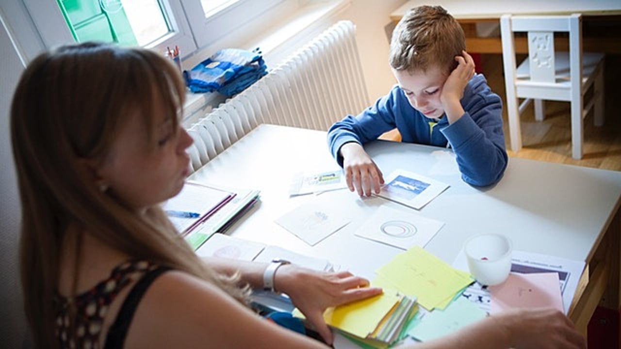 Selon l'étude du Creai Aquitaine, en 2018, les CMPP de Nouvelle-Aquitaine diagnostiquaient moins de 2% des troubles du spectre autistique. (Amelie Benoist/BSIP)