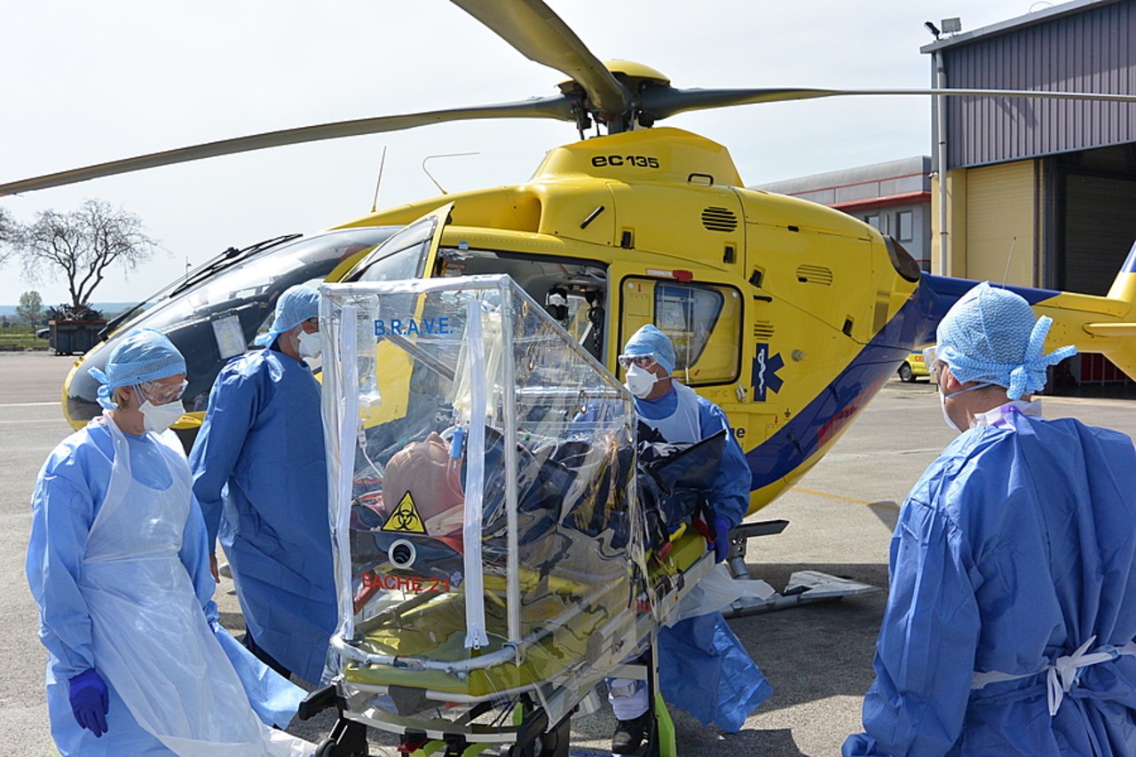 Développé et testé par des équipes dijonnaises, le dispositif bénéficie d'une autorisation temporaire d'utilisation de l'aviation civile. (DR/CHU de Dijon)