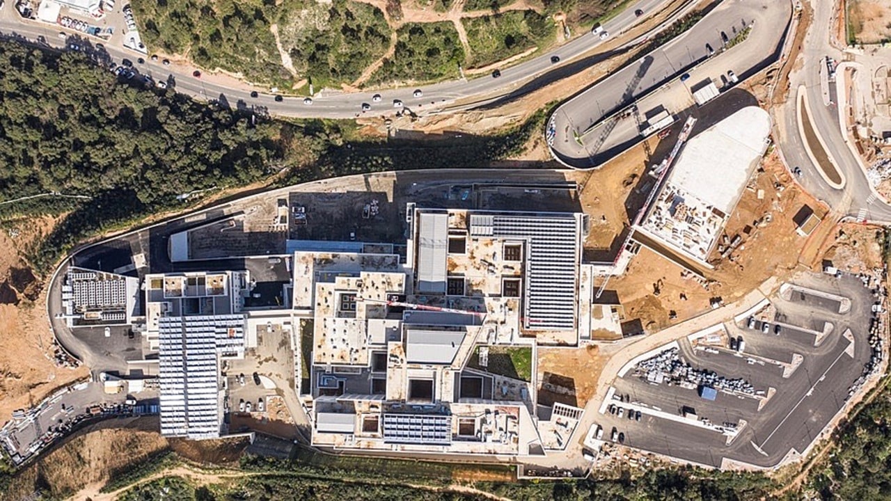 Le directeur du projet espère la livraison du chantier avant la fin du 1er semestre 2021, sauf en cas de rebond de l'épidémie. (CH d'Ajaccio)