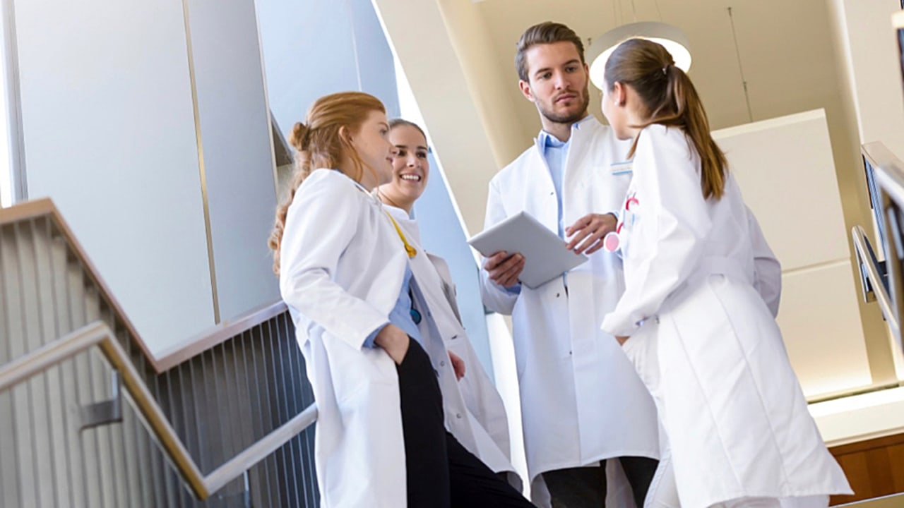 Christian Saout, à la tête de la commission sociale et médico-sociale de la HAS défend l'indépendance de l'expertise. (Culture/Image source/BSIP)