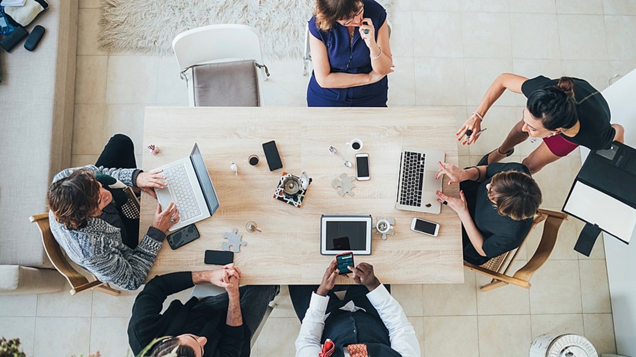 Les usagers peuvent être sollicités dès le lancement de la réflexion sur le développement des services numériques. (Cultura/Image source/BSIP)